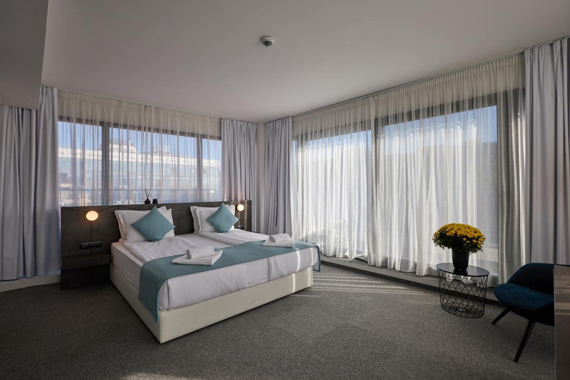 Bizarre Boutique Hotel Варна Екстериор снимка