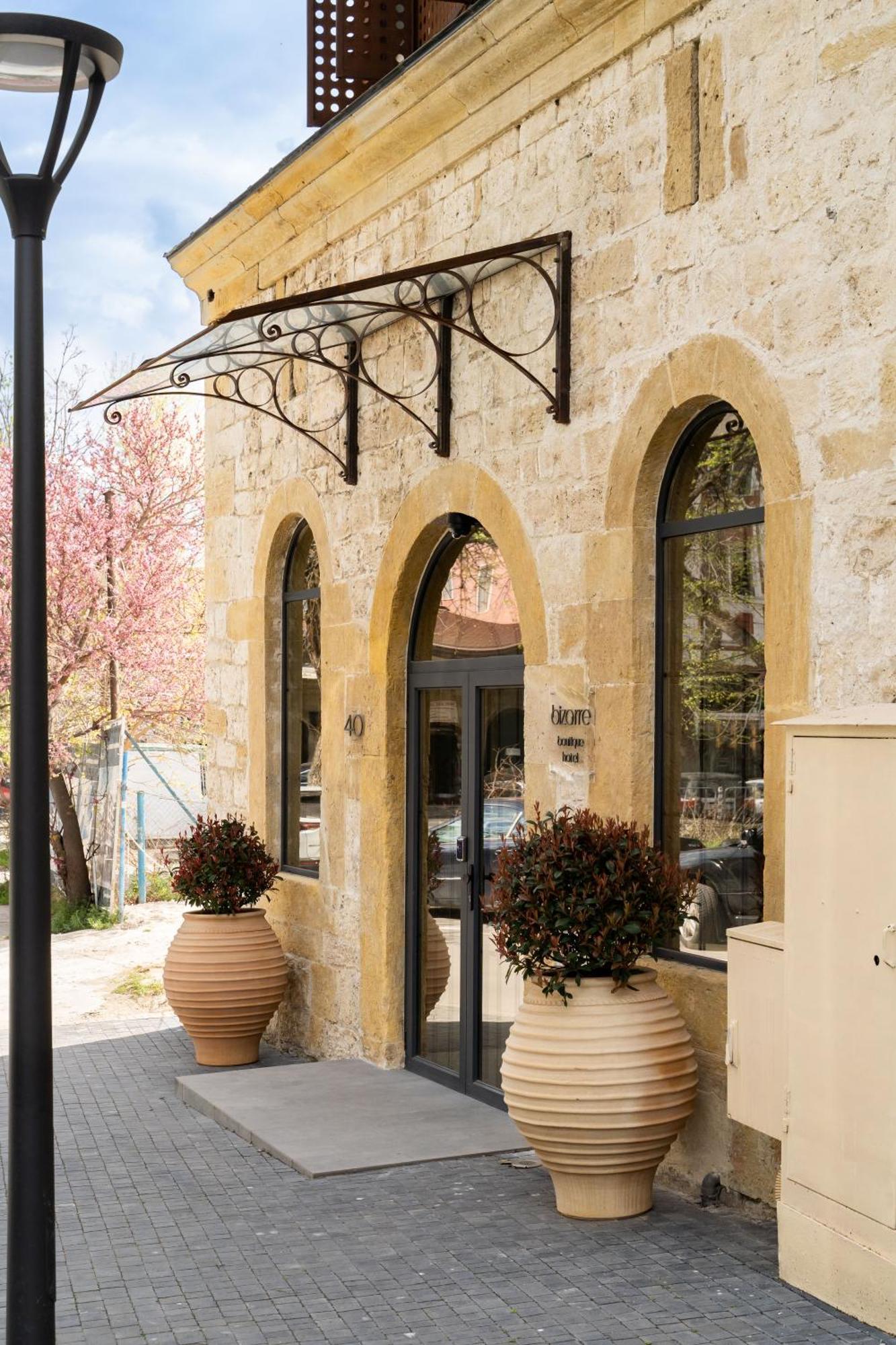 Bizarre Boutique Hotel Варна Екстериор снимка