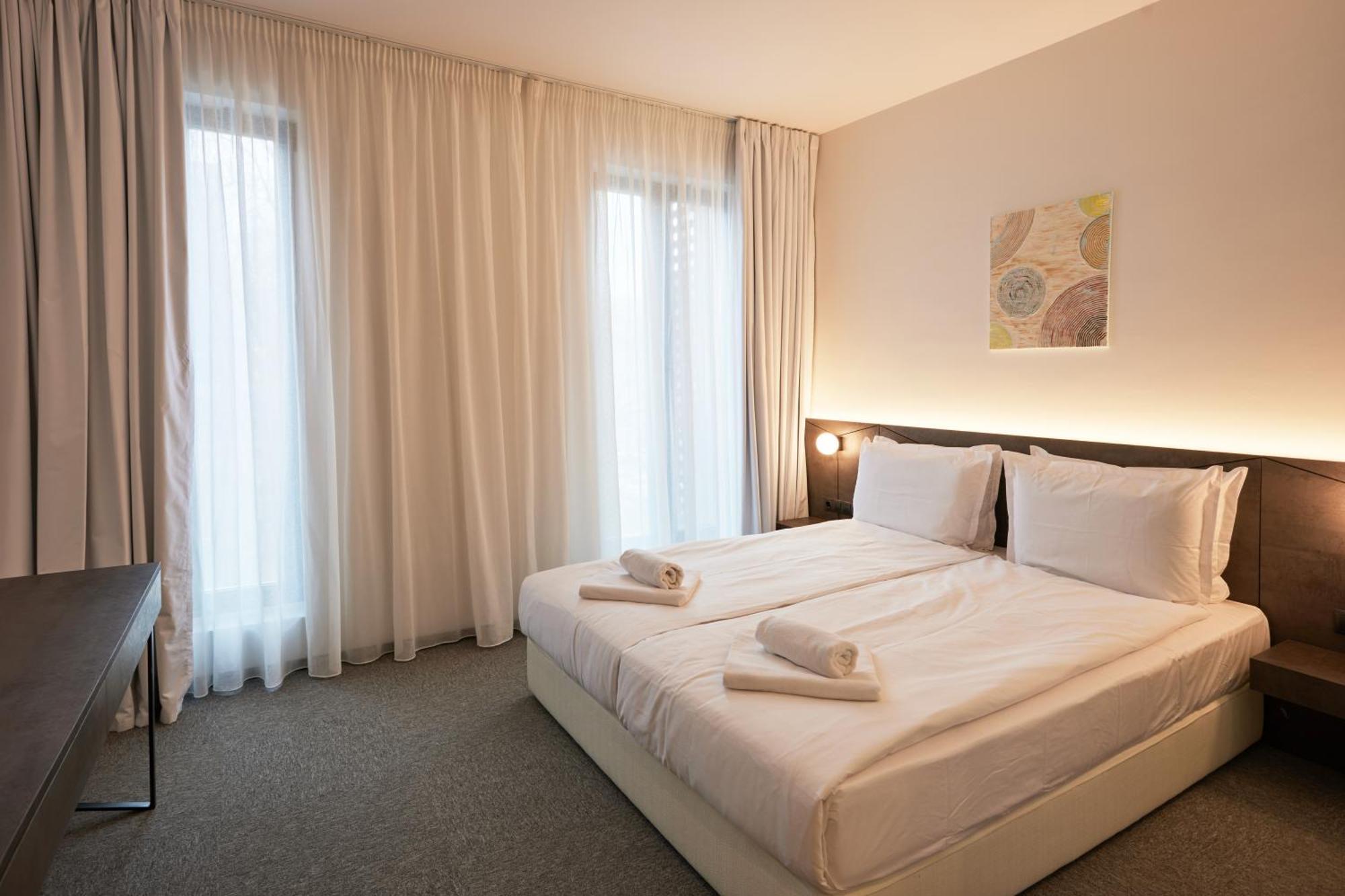 Bizarre Boutique Hotel Варна Екстериор снимка