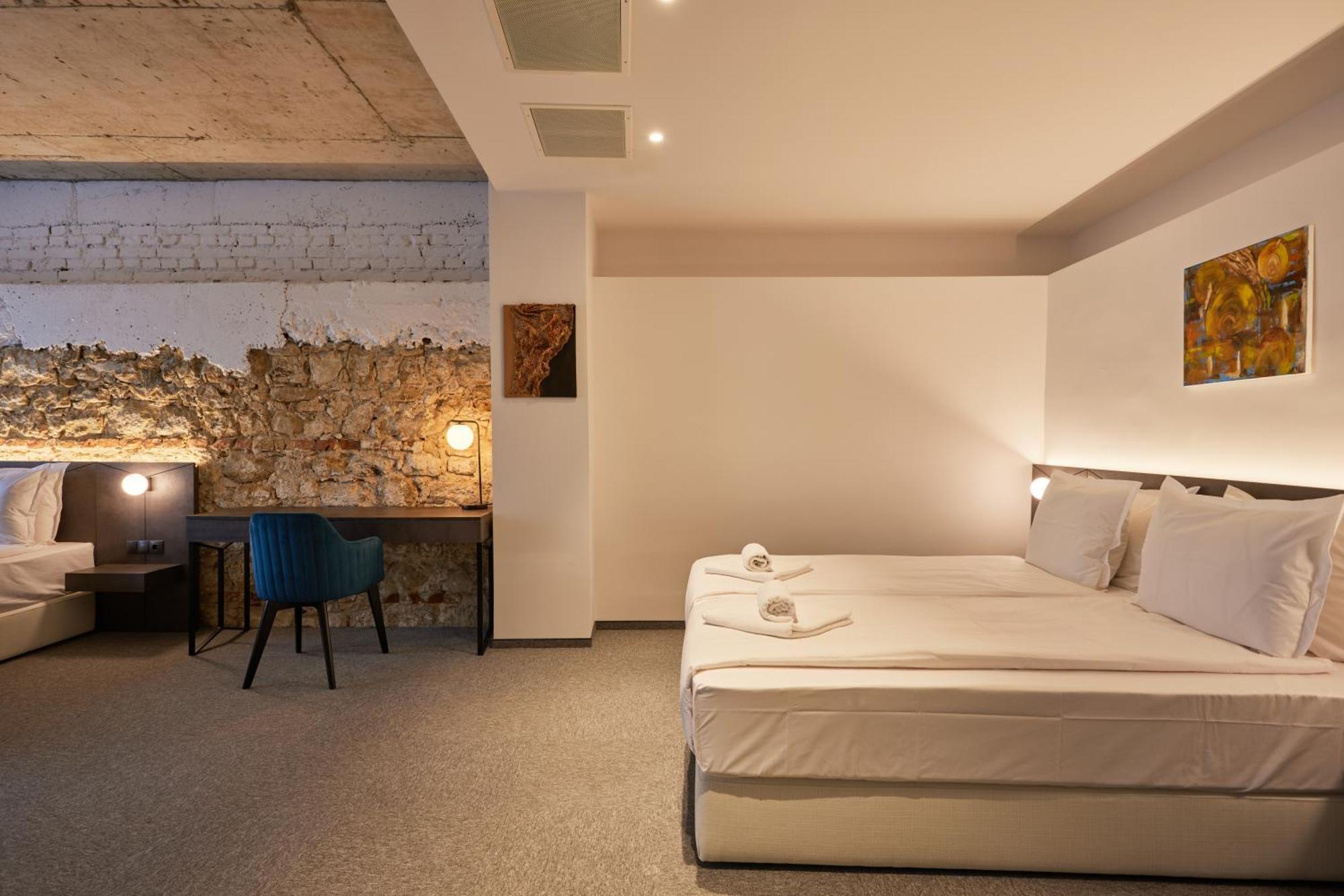 Bizarre Boutique Hotel Варна Екстериор снимка